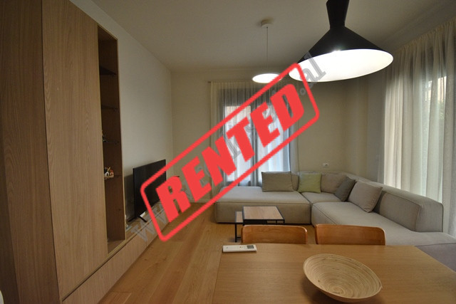Apartament 2+1 me qira ne rrugen Ndreko Rino shume prane Kompleksit Nobis ne Tirane.
Pozicionohet n